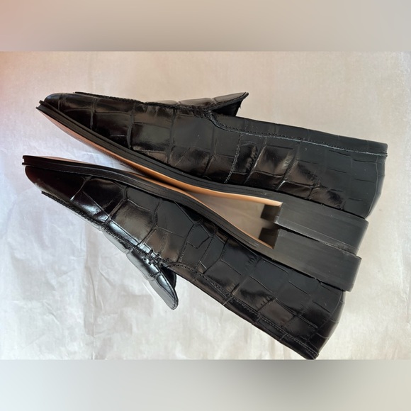 J. Crew Maison loafers in croc-embossed black Italian leather- size 7.5 - Picture 5 of 9